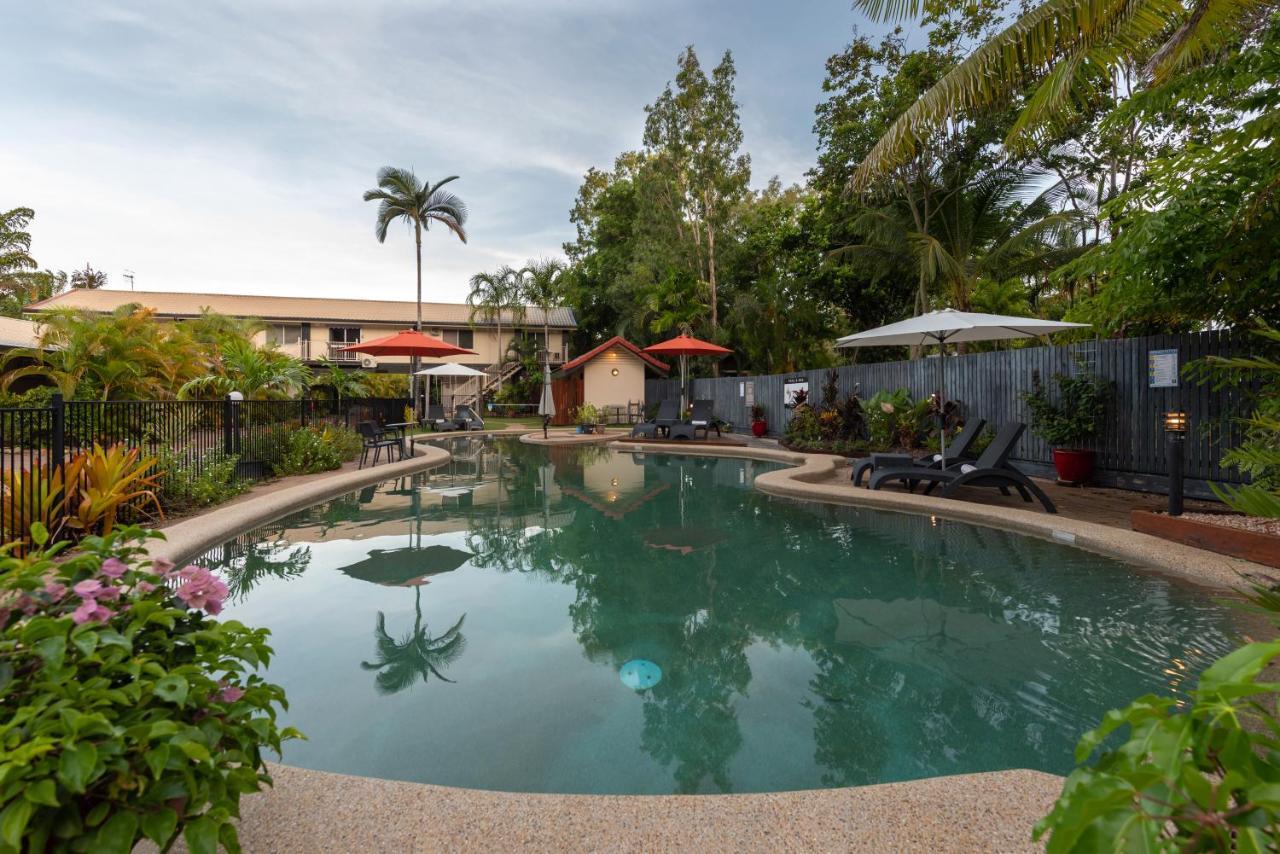 Lychee Tree Holiday Apartments Port Douglas Extérieur photo