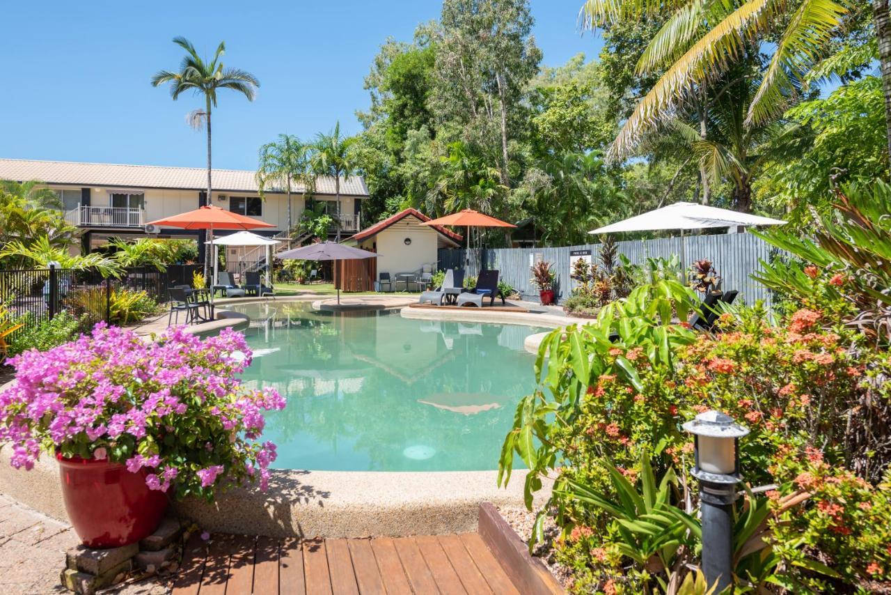 Lychee Tree Holiday Apartments Port Douglas Extérieur photo