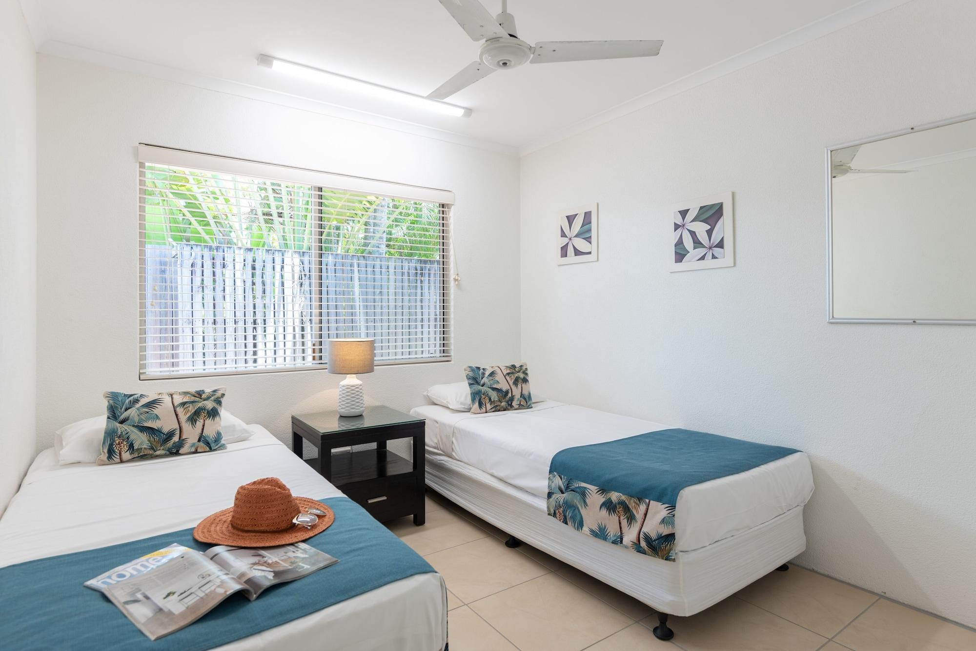 Lychee Tree Holiday Apartments Port Douglas Extérieur photo